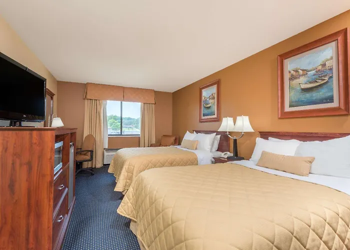 Ramada By Wyndham Catlettsburg Ashland