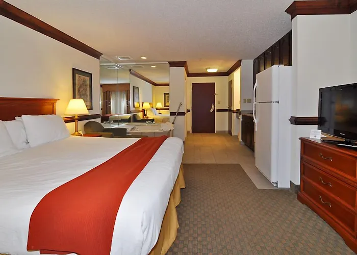 Best Western Plus South Hill Inn