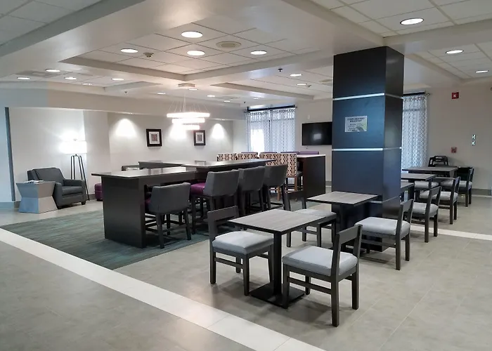Comfort Inn & Suites Columbus North