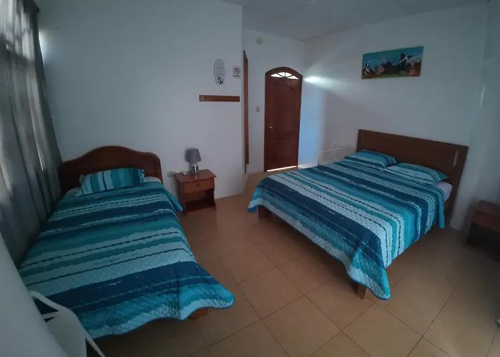 Hostal Neptuno - Poseidon