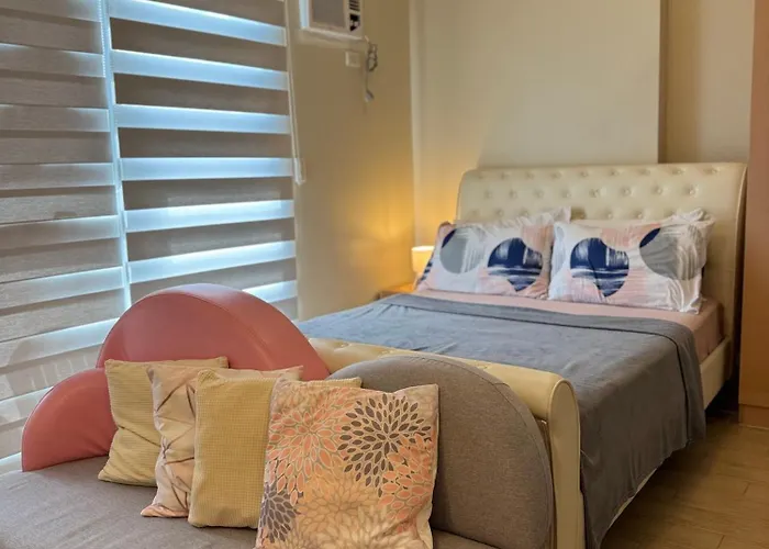 The Palladium - Modern Executive Studio