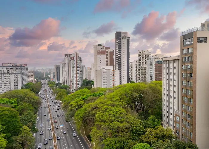 Cozzy Premium Paulista Hotel