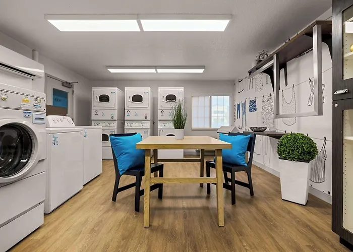 Sonesta Simply Suites Boston Braintree
