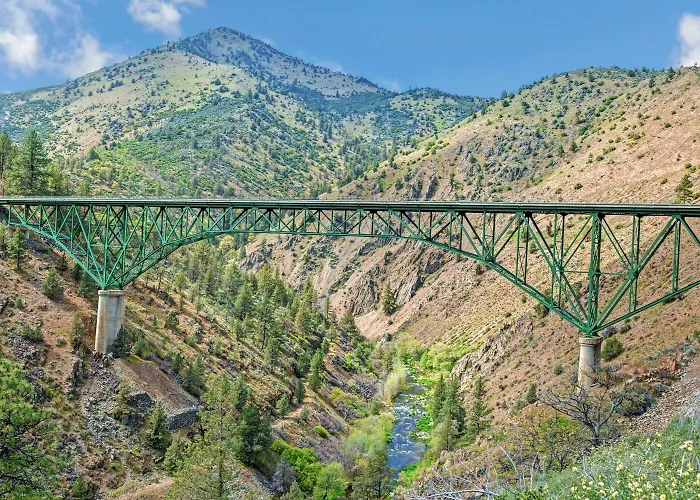 Super 8 By Wyndham Yreka
