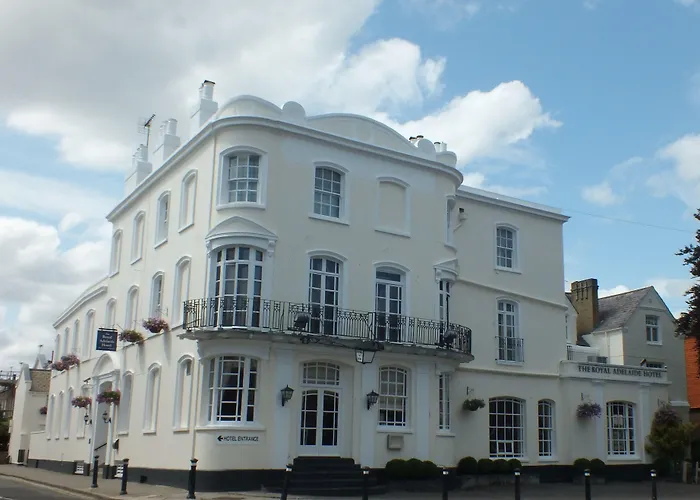 The Royal Adelaide Hotel