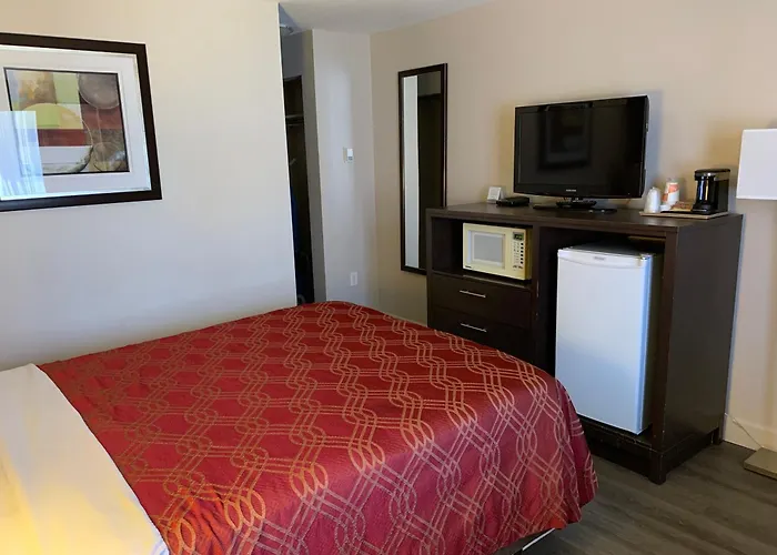 Econo Lodge Inn&Suites Lethbridge - Henderson Lake