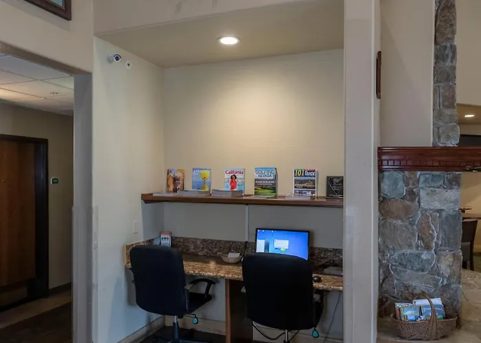 Truckee Donner Lodge
