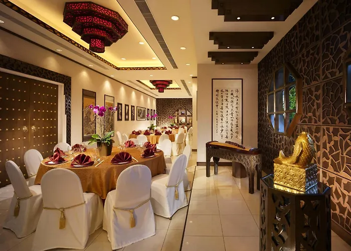 Harbour Plaza Resort City
