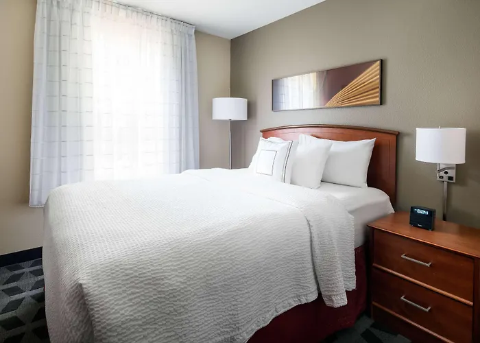 Sonesta Simply Suites Seattle Renton