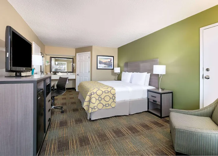 Baymont By Wyndham Prattville - Montgomery
