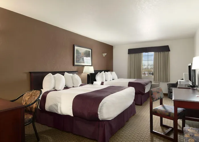 Ramada By Wyndham Red Deer Hotel & Suites