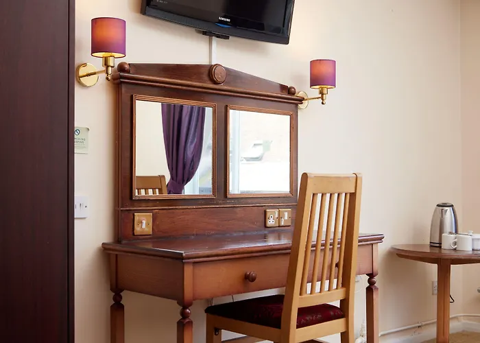 Bear Hotel By Greene King Inns