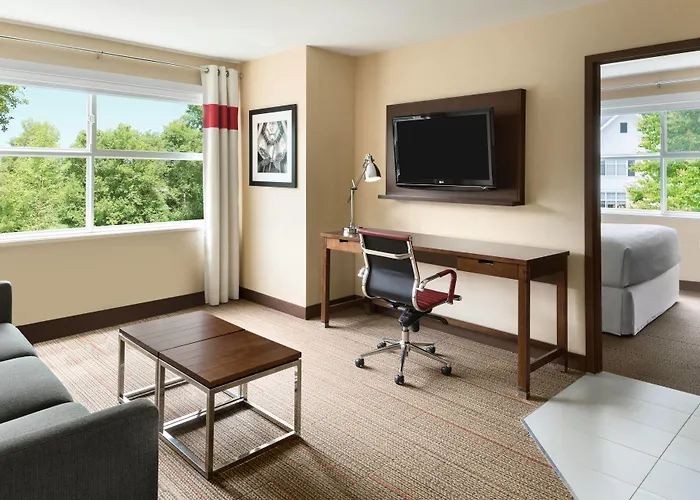 Four Points By Sheraton Surrey