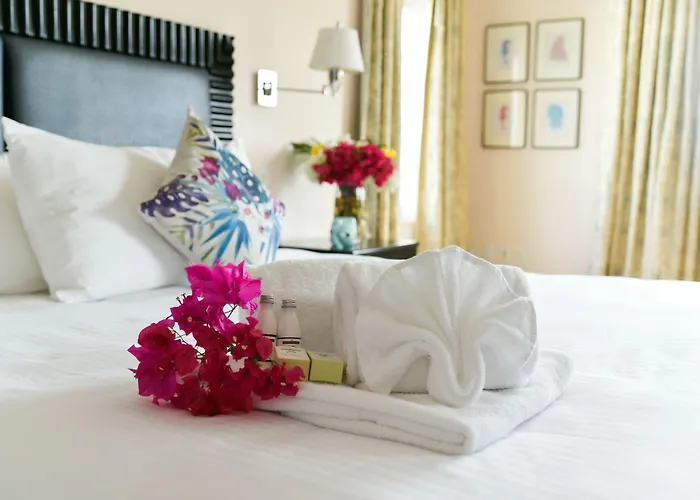 Princess Heights Luxury Condo Hotel