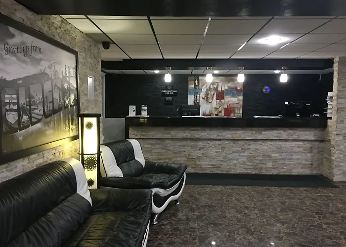 Super 8 By Wyndham Red Deer