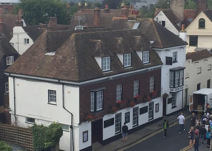 Pilgrims Hotel