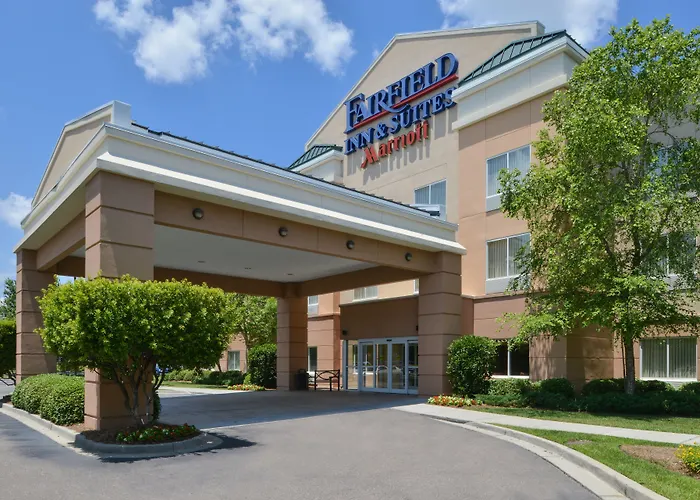 Fairfield Inn And Suites Charleston North/University Area