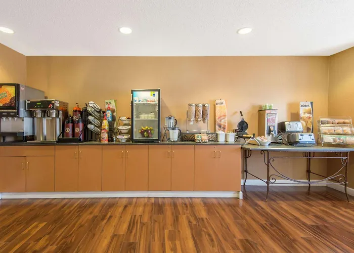 Microtel Inn & Suites