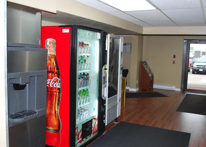 Super 8 By Wyndham Eau Claire Wi