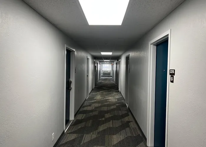 Motel 6-Altoona, IA - Des Moines East