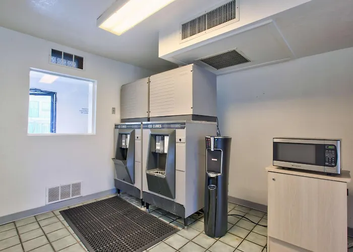 Motel 6-Valdosta, Ga - University