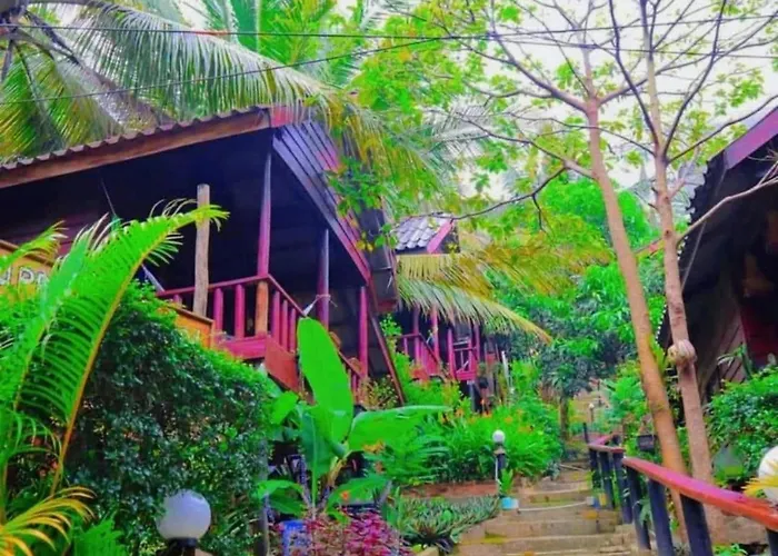 Happy Elephant Bungalows