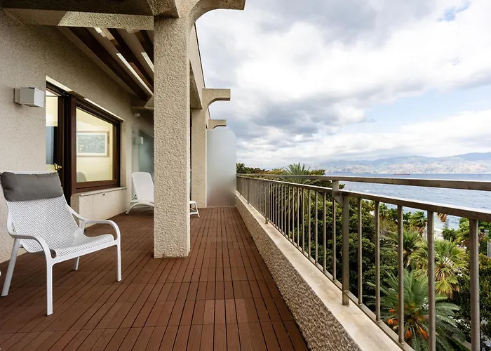 Reggio Suite