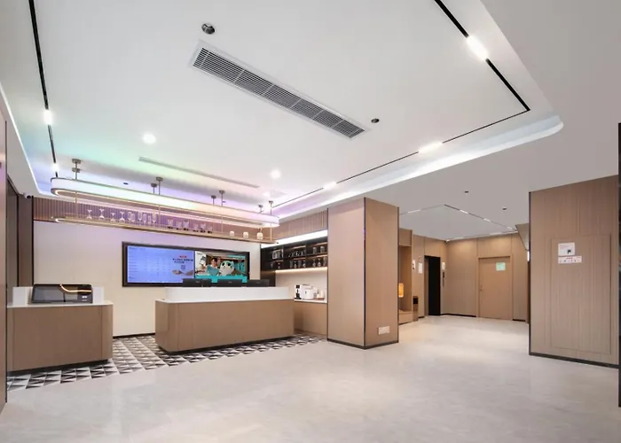 Echarm Hotel Haikou Friendship Sunshine City Wanlvyuan Branch