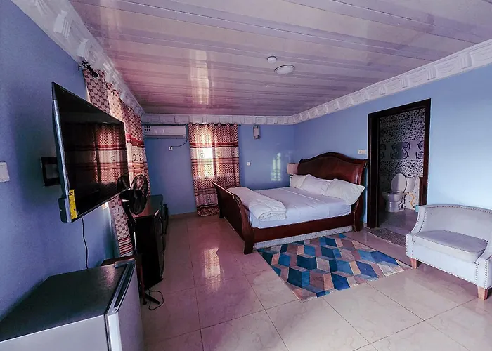 Royal Island Breeze Resort SL