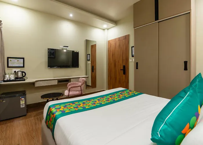 Treebo Premium Gateway Triveni Near Sangam Ghat