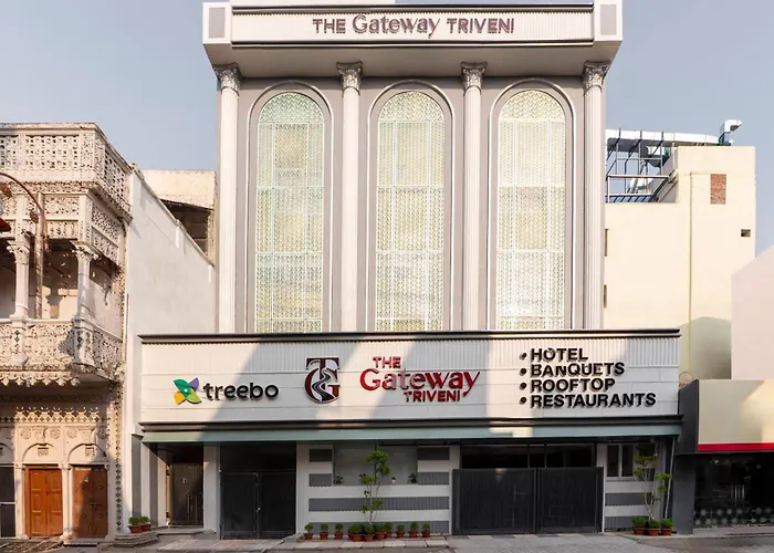 Treebo Premium Gateway Triveni Near Sangam Ghat