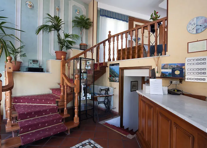 Hotel Nella