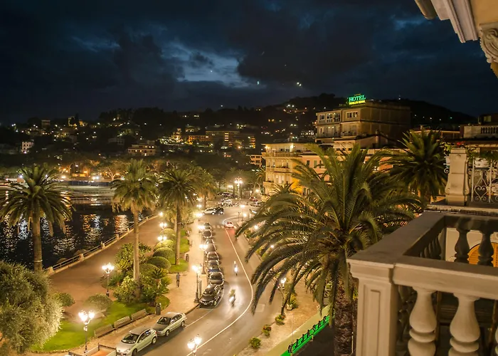 Hotel Vesuvio
