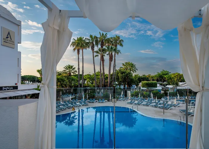 Aqua Hotel Aquamarina & Spa