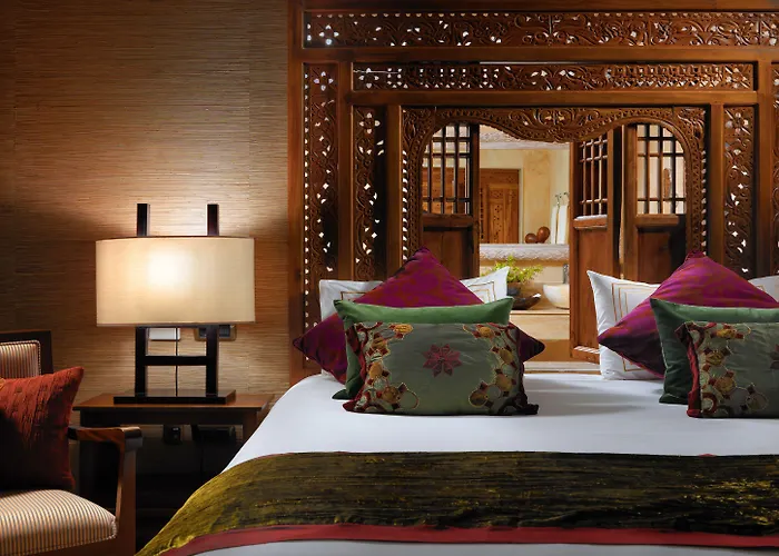 Royal Garden Villas, Luxury Hotel