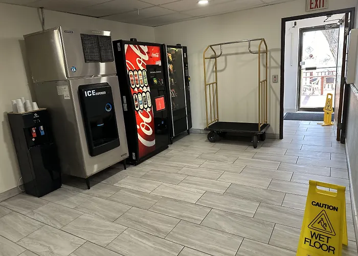 Super 8 By Wyndham Grand Island