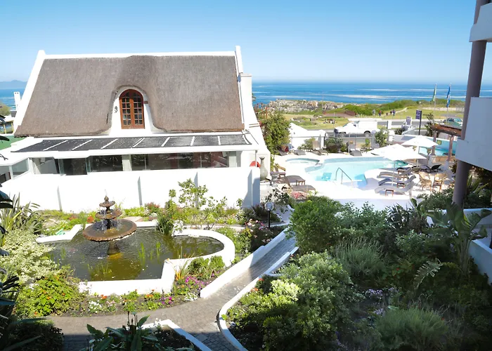 Misty Waves Boutique Hotel
