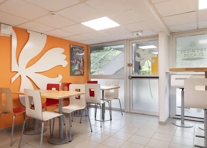 Premiere Classe La Ville Du Bois