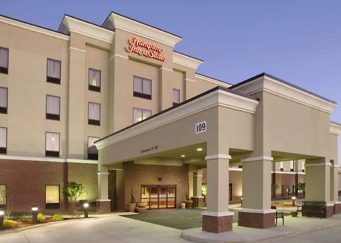 Hampton Inn & Suites Mccomb