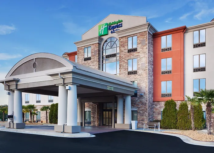 Holiday Inn Express Rome-East By Ihg