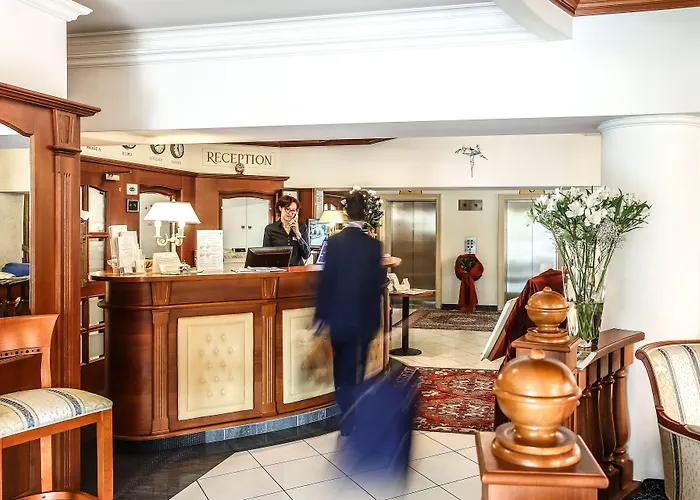 Sartori'S Hotel