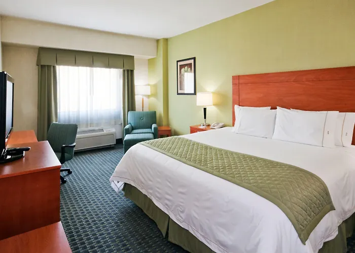 Holiday Inn Express & Suites Toluca Zona Aeropuerto By Ihg