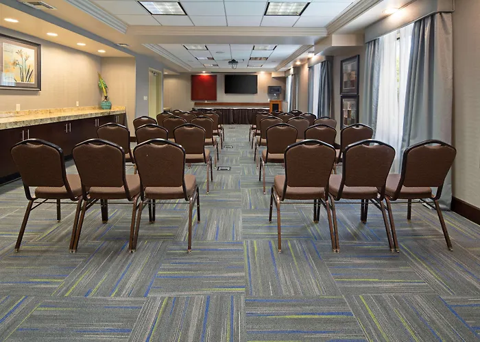 Hampton Inn Visalia