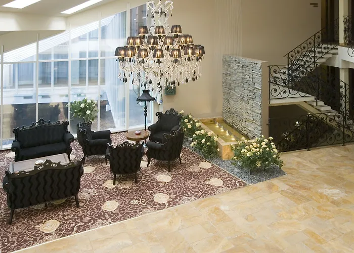 Grand Rose Spa Hotel