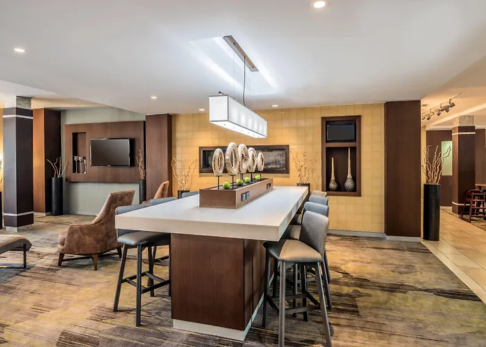Courtyard By Marriott Waldorf
