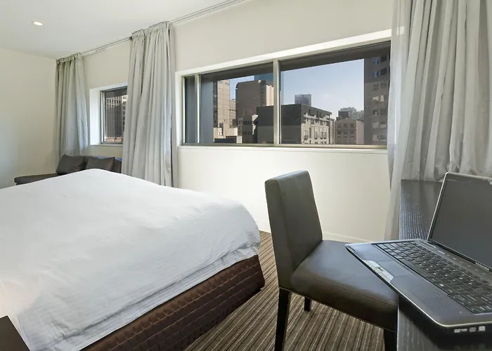 Causeway 353 Hotel