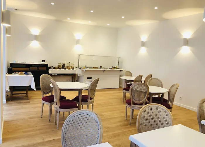 Hôtel Porte Mars - Reims Gare Centre Arena