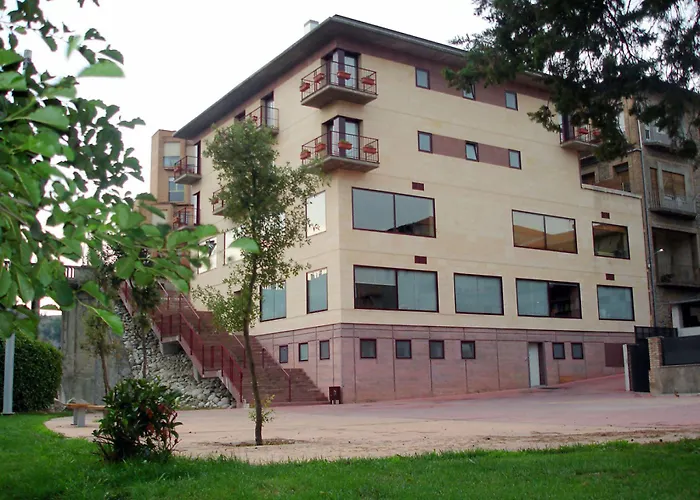 Hotel Sant Quirze De Besora
