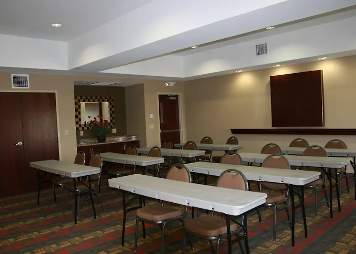 Hampton Inn And Suites West Point
