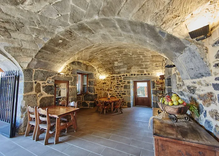 Hotel Larranaga